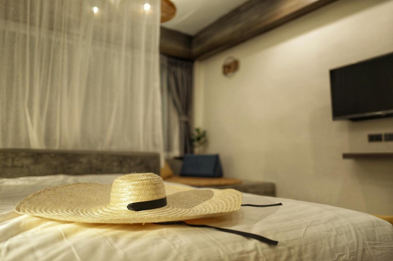 Krung Boutique Hotel Bangkok Buitenkant foto