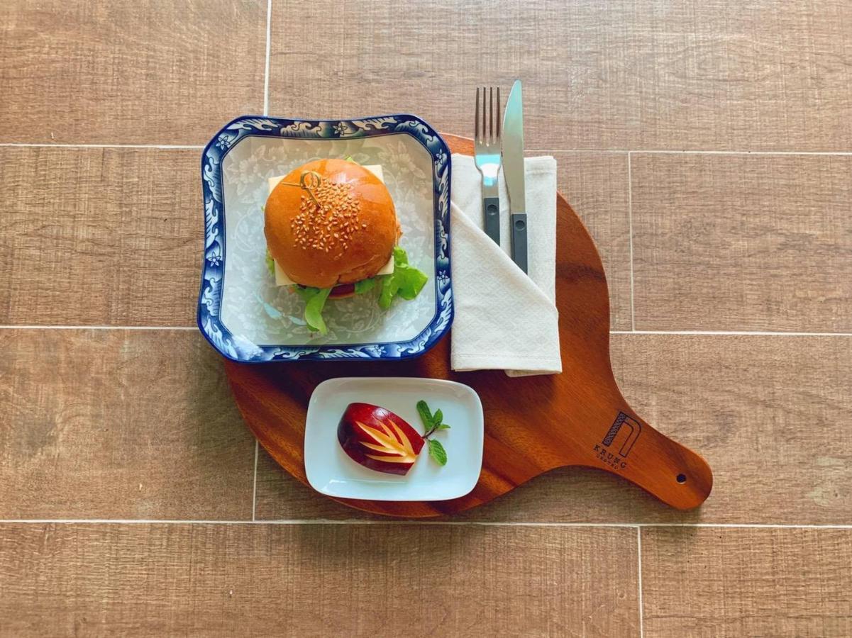 Krung Boutique Hotel Bangkok Buitenkant foto